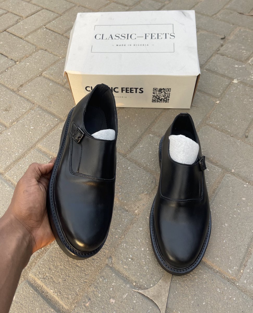 Made from the finest leather ☄️

Available in all sizes 

Please retweet my customer is your timeline 🙏🏻 
Retweet Ejor