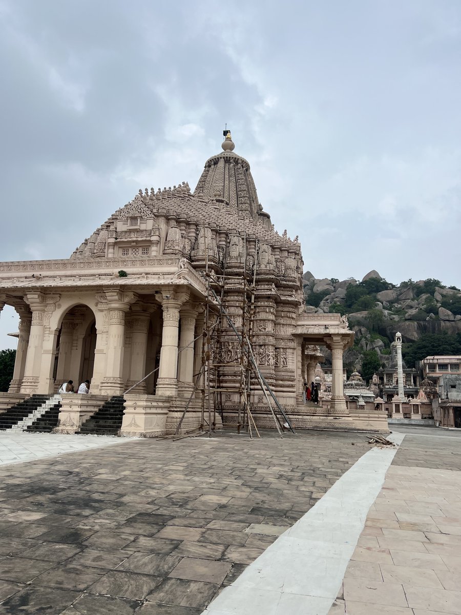 TA_Purvesh's tweet photo. ॐ ह्रीं श्री अजितनाथ जिनेन्द्राय नमः

#Tarangaji https://t.co/uRaJDeRzJA