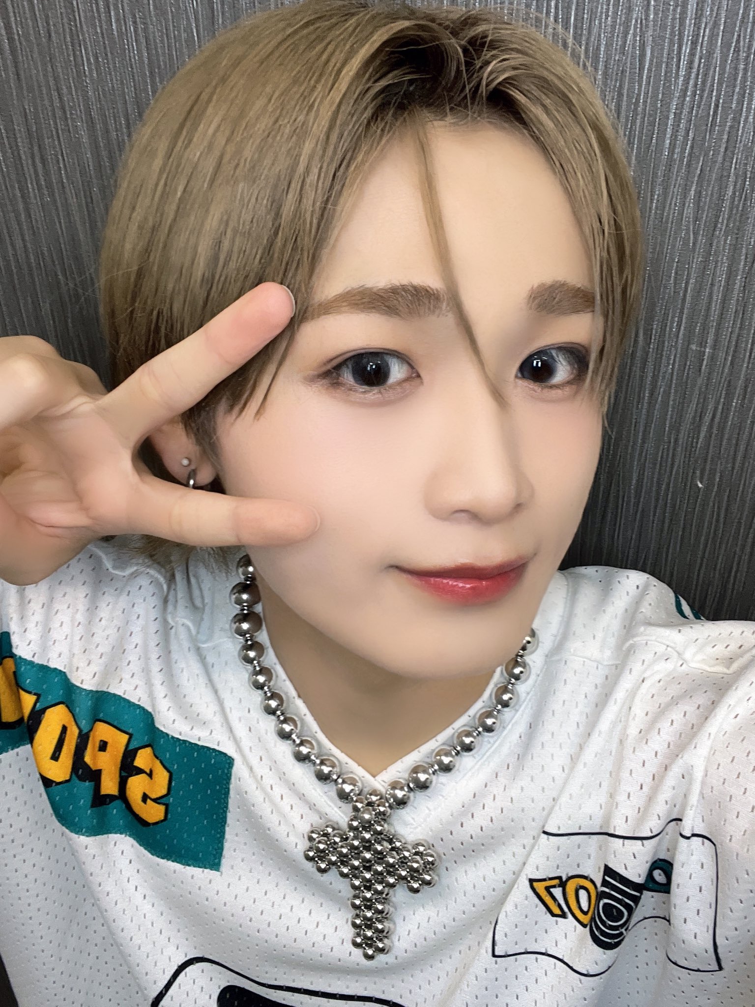 リピ様•*¨*•.¸♬︎ GUCCIコピー ビー＆スター付☆ブラックレザー*スリッポン