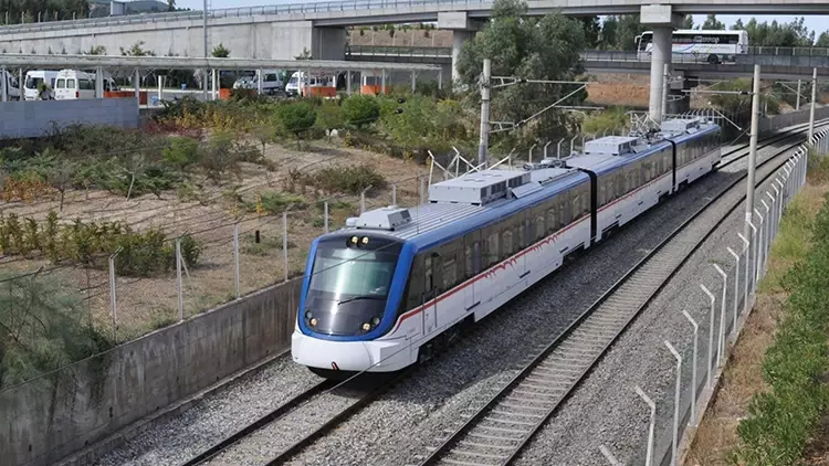 İZBAN'da 90 dakika ücretsiz aktarma kaldırıldı

bigpara.hurriyet.com.tr/haberler/genel…