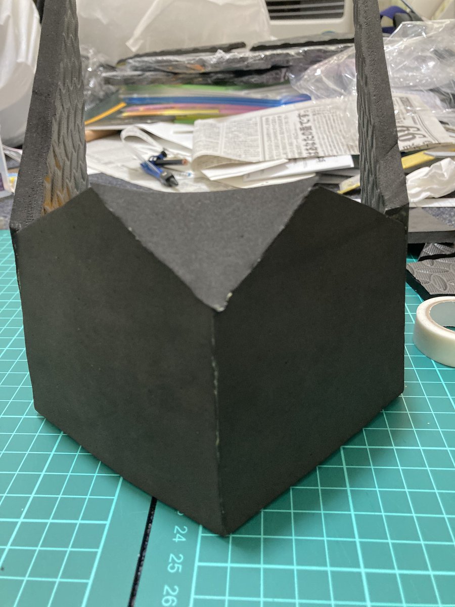 ビリーの顎の部分はもうこれで行く！額のパーツが難しくて作れてない