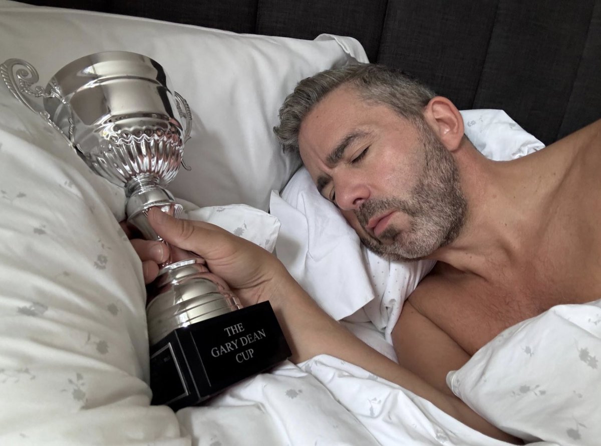 Fantasy League tweet media