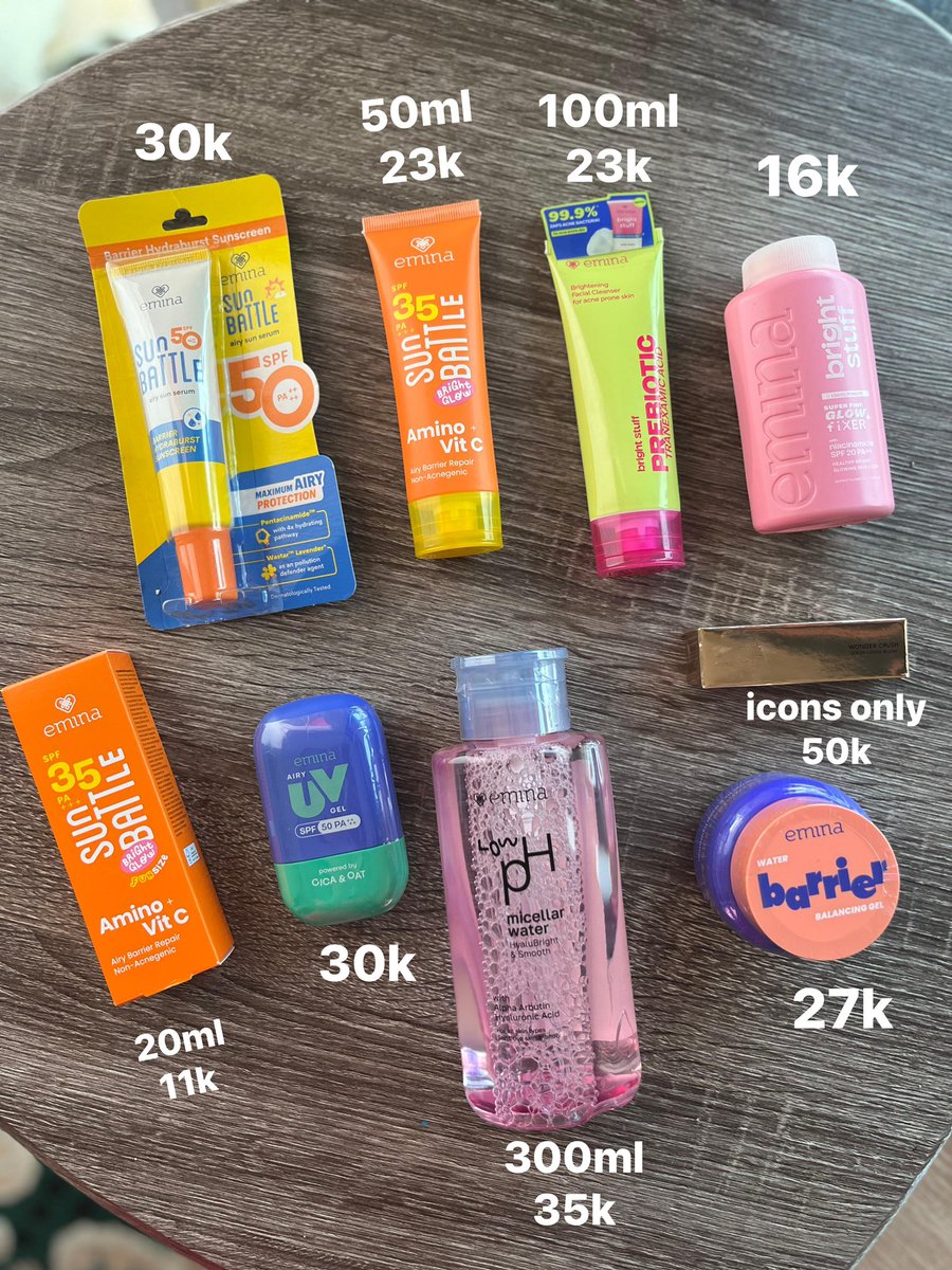 temnbaga's tweet photo. wts want to sale jual
sunscreen, micellar water, moisturizer, face wash, blush, loose powder emina esqa
bisa shopee🤩🙌🏻 https://t.co/KsnbJHHa6D