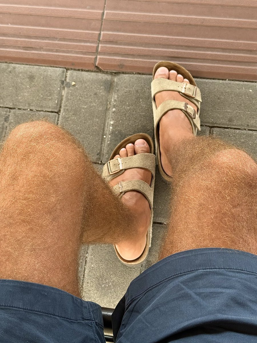 Four weeks of sun and sea, and voilà: my golden fur coat