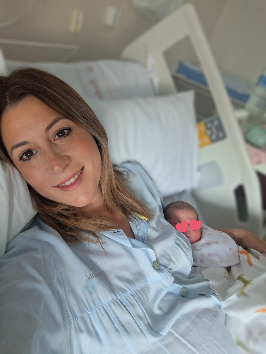 Isabel Gadea Martínez (@isabelgadea) on Twitter photo Solo tienes un día y lo daríamos todo por ti. Isabel, te quiero con todo lo que soy. ❤️
Gracias al equipo profesionales de <a href="/AreaUnoArrixaca/">Área 1 Arrixaca</a> por hacer de un proceso duro algo humano.
Tan orgullosa de nuestra sanidad pública. Solo tienes un día y lo daríamos todo por ti. Isabel, te quiero con todo lo que soy. ❤️
Gracias al equipo profesionales de <a href="/AreaUnoArrixaca/">Área 1 Arrixaca</a> por hacer de un proceso duro algo humano.
Tan orgullosa de nuestra sanidad pública.