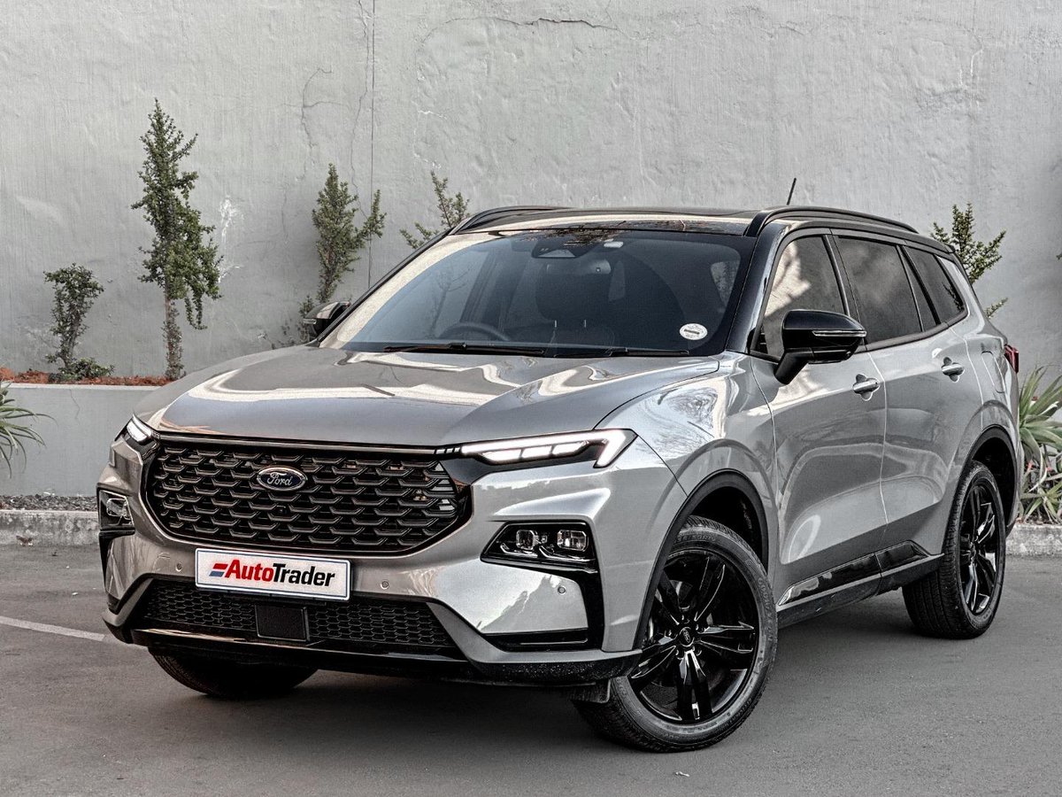 AutoTraderSA's tweet image. We drove the Ford #Territory Dark Edition recently. Would you pay over R700 000 for a Territory? bit.ly/FordTerritoryD…