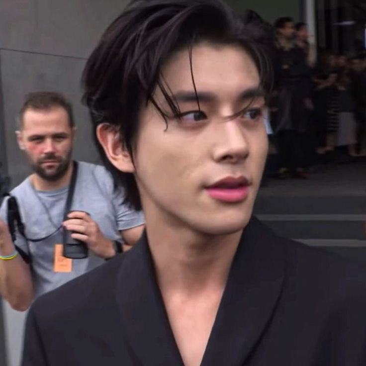 vvanessasim's tweet image. เบ้าหน้าแบบเจค จับวางตรงไหนบนโลกก้หล่อค่ะ