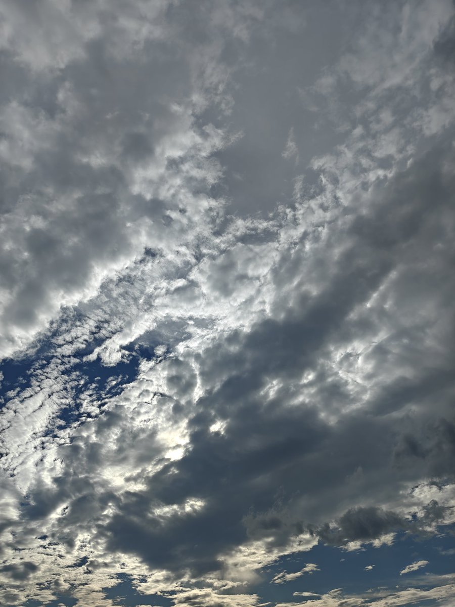 100% pure earth atmosphere