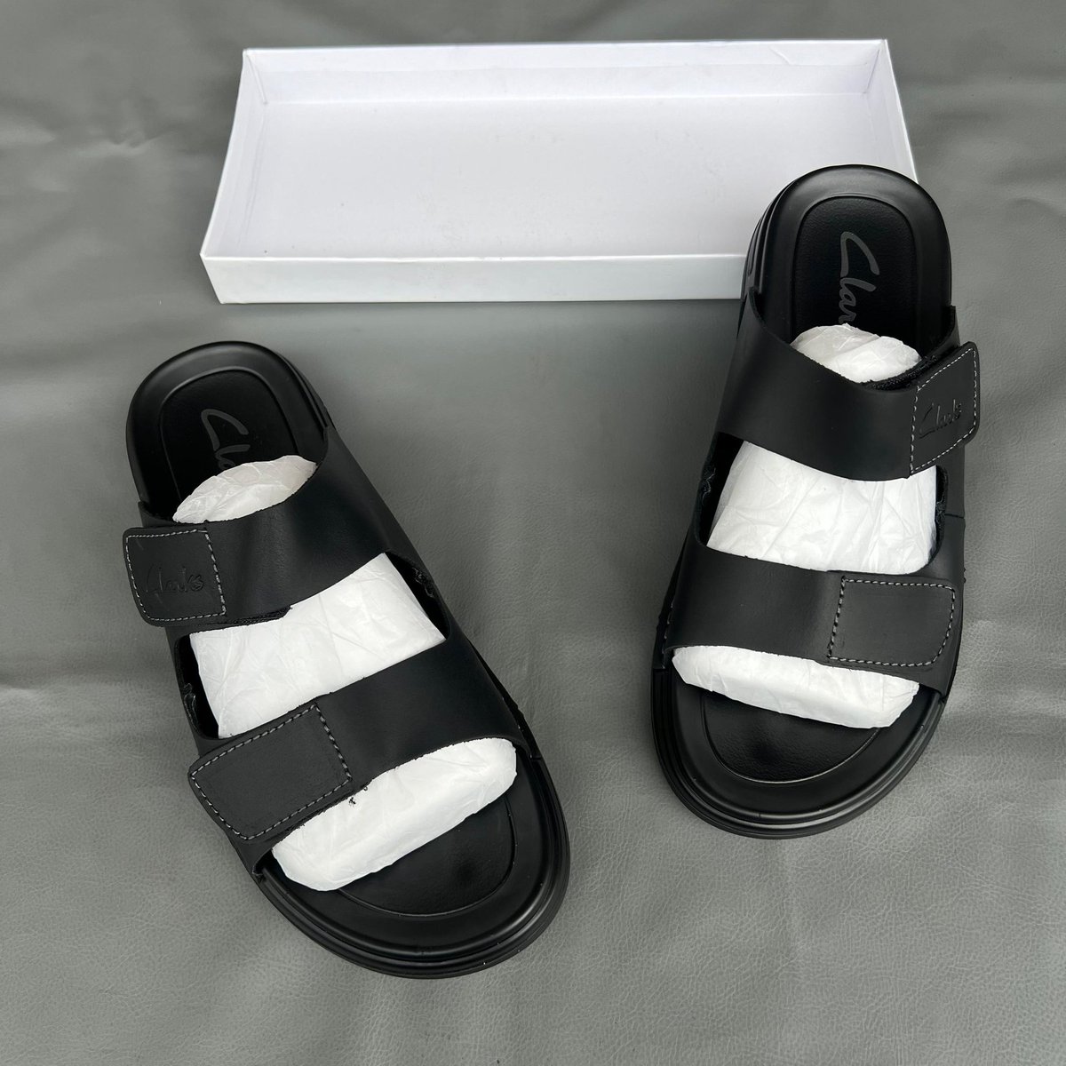 X_gee9's tweet image. VIATU  ORIGINAL KWA BEI NAFUU 

🏷 Bei:  65,000/= 

📐 Size:  40. 41.42.43.44. &amp;amp; 45

📍 Location:   Kariakoo Msimbazi, Karibu na Bank ya NMB 

📞 Piga/WhatsApp: +255 769 996 448