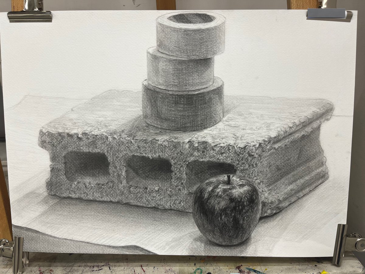 R4n_o7's tweet image. 高３4月の静物デッサン