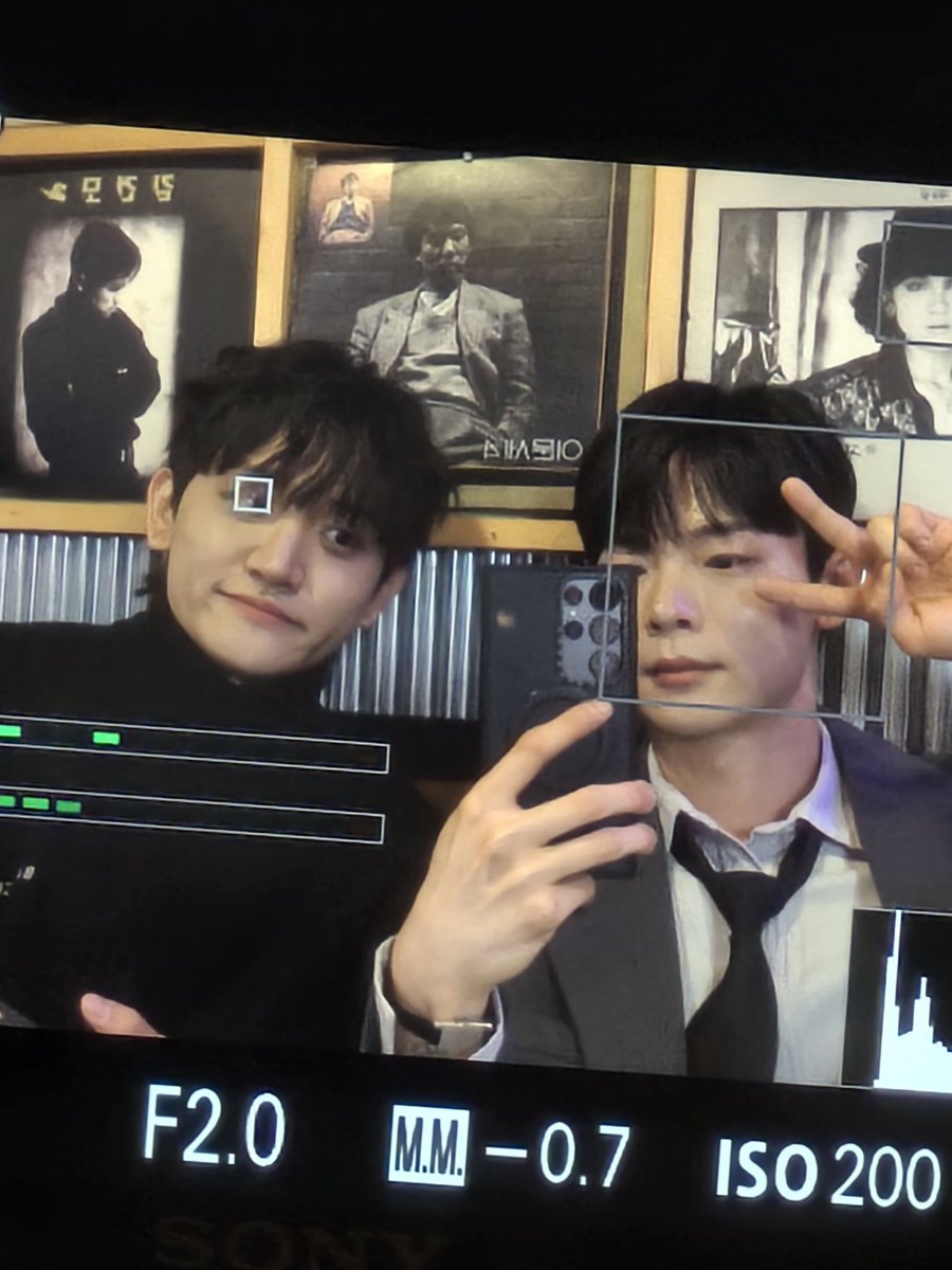 우떠케ㅠㅠ카메라에 비춰진 이런 사진들 너무 좋음..