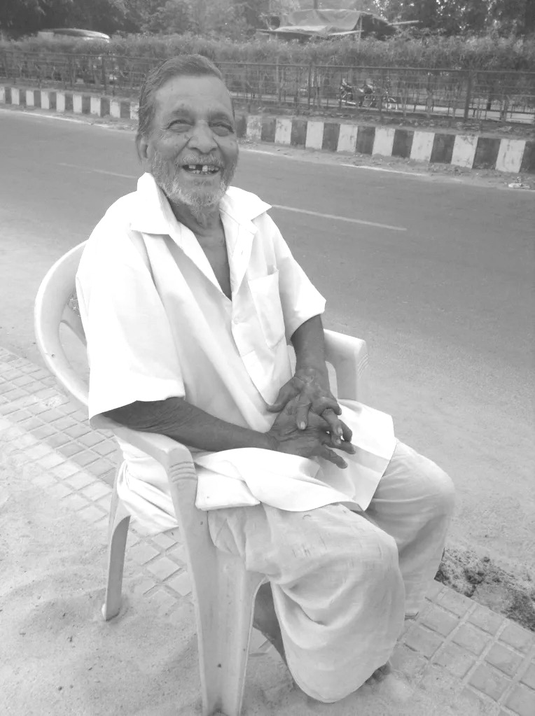 କଟକର ବିଶିଷ୍ଟ ବ୍ୟବସାୟୀ ରଘୁନାଥ ସାସମଲଙ୍କ ଦେହାନ୍ତ ଖବର ଶୁଣି ମୁଁ ଅତ୍ୟନ୍ତ ଦୁଃଖିତ।

'ରଘୁ ଦହିବରା' ନାମରେ ସେ ସମସ୍ତଙ୍କ ନିକଟରେ ବେଶ୍ ପରିଚିତ ଥିଲେ। ତାଙ୍କ ଦହିବରା, ଆଳୁଦମ ସହ ଅନେକଙ୍କ ସ୍ମୃତି ଜଡ଼ିତ ଅଛି। ଲୋକଙ୍କୁ ଭଲ ଖାଦ୍ୟ ଖୁଆଇବା ପ୍ରତି ତାଙ୍କ ନିଷ୍ଠା ସବୁବେଳେ ମନେ ରହିବ। 

ତାଙ୍କ ଅମର ଆତ୍ମାର ସଦଗତି କାମନା କରିବା