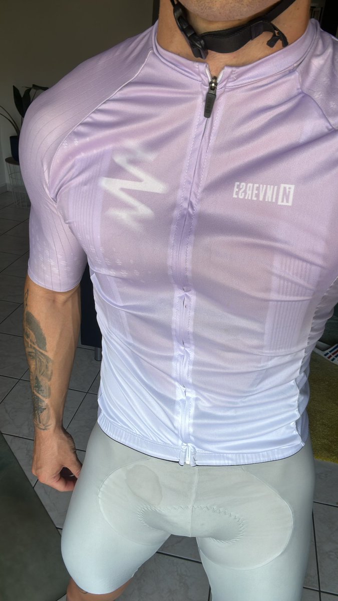 yogawithkev's tweet photo. Fav’ Outit pour aller rouler 🚴🏼 https://t.co/fspVaPvRqw