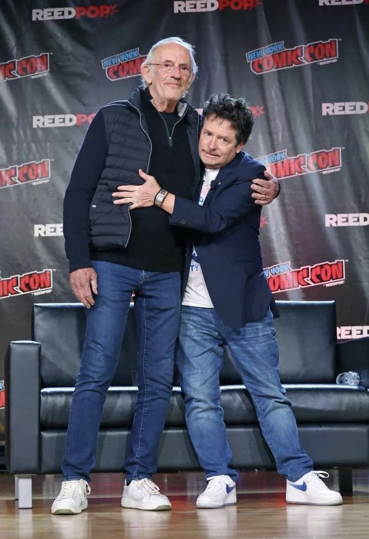 El Párkinson no empieza cuando lo diagnostican.  

Empieza hasta 15 años antes… en silencio. Y lo que casi nadie dice es que sí se puede prevenir, ralentizar e incluso revertir algunos daños.  

Aquí 8 verdades duras que necesitas saber: