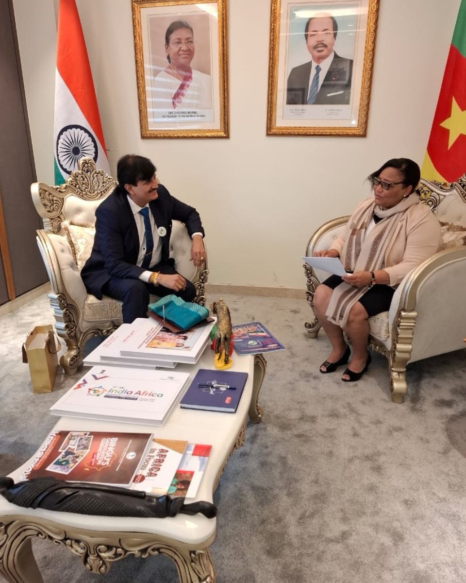 𝐃𝐫. 𝐉𝐢𝐭𝐞𝐧𝐝𝐫𝐚 𝐉𝐨𝐬𝐡𝐢, Global President of the 𝐆𝐥𝐨𝐛𝐚𝐥 𝐈𝐧𝐝𝐢𝐚 𝐁𝐮𝐬𝐢𝐧𝐞𝐬𝐬 𝐅𝐨𝐫𝐮𝐦 (𝐆𝐈𝐁𝐅), had a warm and insightful meeting with 𝐌𝐫𝐬. 𝐒𝐲𝐥𝐯𝐢𝐞 𝐌𝐢𝐜𝐡𝐞𝐥𝐞 𝐌𝐩𝐨𝐧, 𝐂𝐡𝐚𝐫𝐠𝐞́ 𝐝’𝐀𝐟𝐟𝐚𝐢𝐫𝐞𝐬 𝐨𝐟 𝐭𝐡𝐞 𝐇𝐢𝐠𝐡