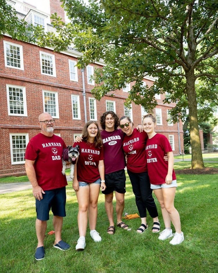 manishkhosiya's tweet image. Harvard University just released free online courses.
No payment required.
Here are 10 courses you don't want to miss in 2025: