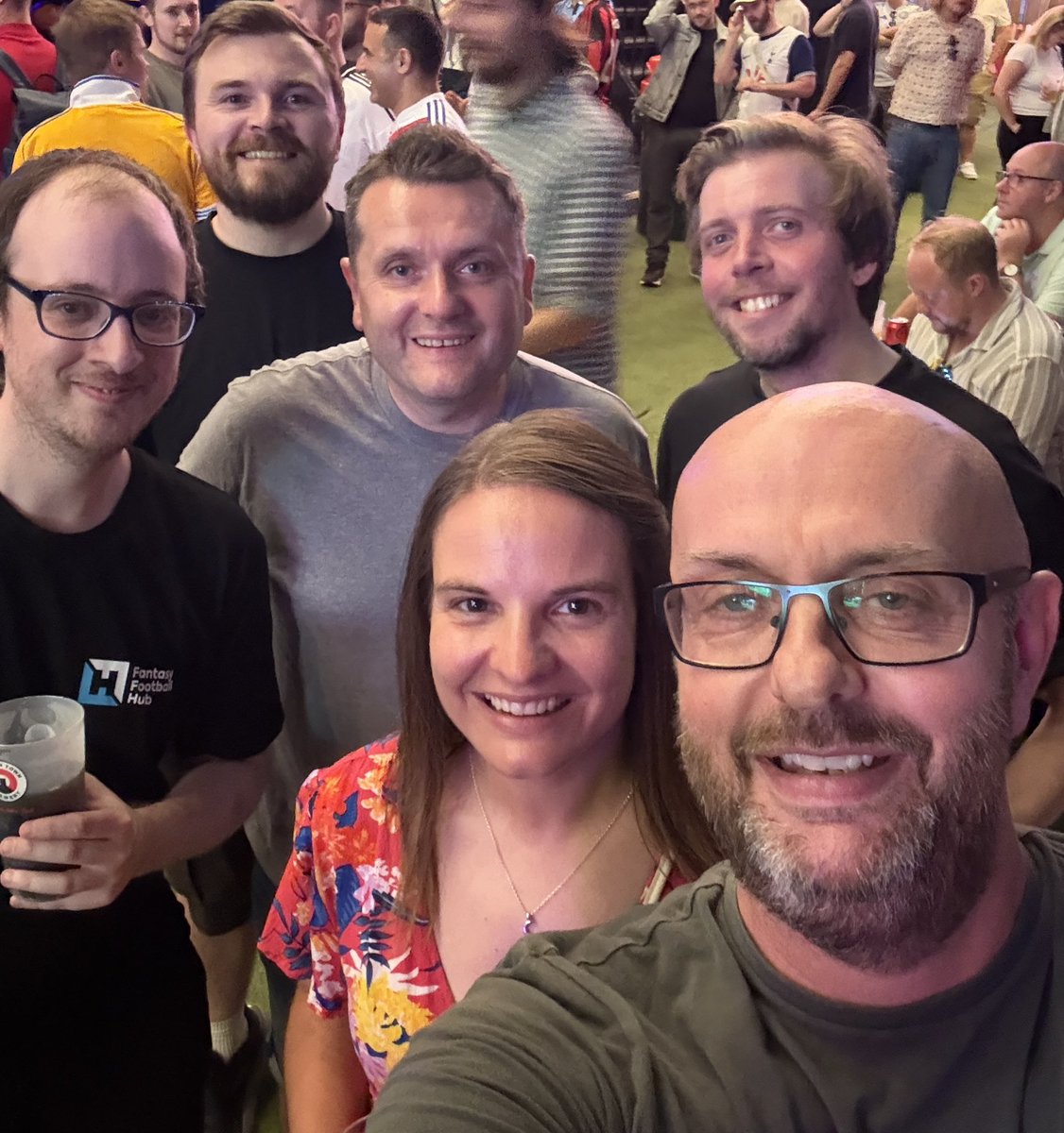🍻 The only picture I got from <a href="/ff_fest/">Fantasy Football Fest </a>… great night!!