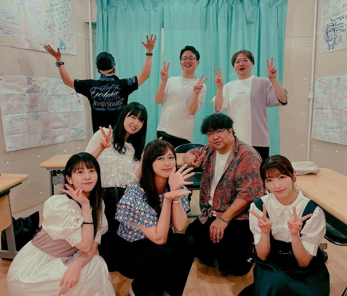 takaichan18's tweet photo. #マウスショップ ファイナルイベント、ご来場の皆様ありがとうございましたー！高井舞香でした🌻
お久かたの皆様に会えたり、イベ回しの最中来てくださったり最後のマウスショップの想い出を一緒に作れて嬉しかったです！会うと思い出すねー！数々の日々が詰まってるんだここには（笑）

明日いらっしゃる方も、ファイナルイベントぜひ楽しんでくださいませ✨