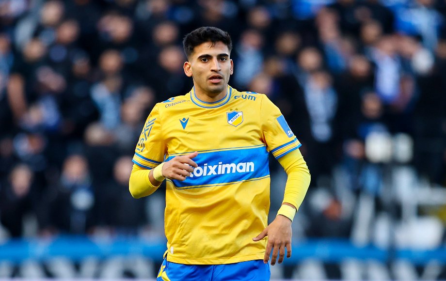According to various rumours, Evagoras Antoniou is interesting AEL, Aris, Anorthosis and Omonia Aradhippou after the APOEL management let him know he is surplus to requirements at the club.

Makes you think...