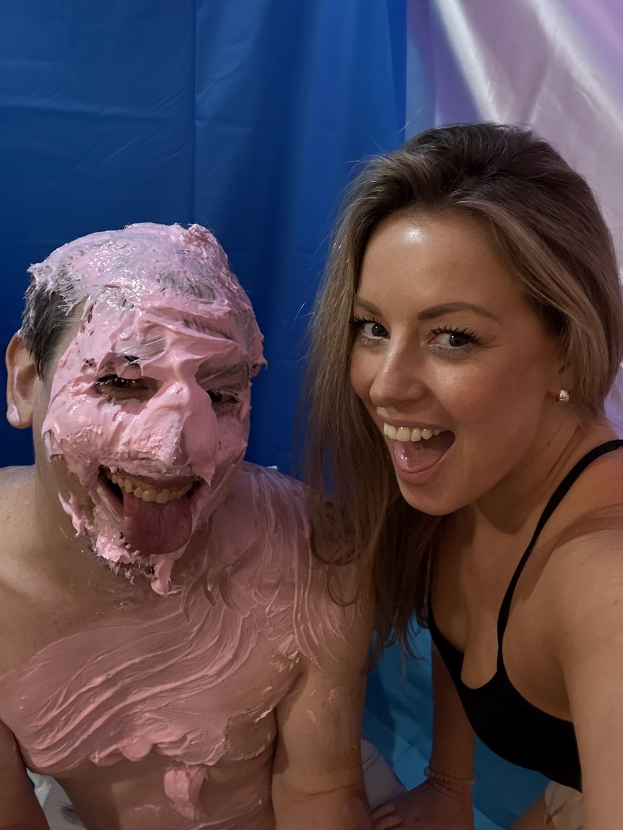 ❤️🧁B’s Messy Bakery🧁💚 (@bsmessybakery) on Twitter photo Getting to meet you <a href="/5280Wammer/">Wammer 5280 Fet Con 2025</a> & pie you in 🇺🇸 was allot of fun. Thank you so much for being a super human & a wonderful support to me ❤️ A BIG huge thank you for the jelly shots too hehehe they hit the spot ❤️ until next time 🫶🏻❤️🫶🏻❤️ Getting to meet you <a href="/5280Wammer/">Wammer 5280 Fet Con 2025</a> & pie you in 🇺🇸 was allot of fun. Thank you so much for being a super human & a wonderful support to me ❤️ A BIG huge thank you for the jelly shots too hehehe they hit the spot ❤️ until next time 🫶🏻❤️🫶🏻❤️