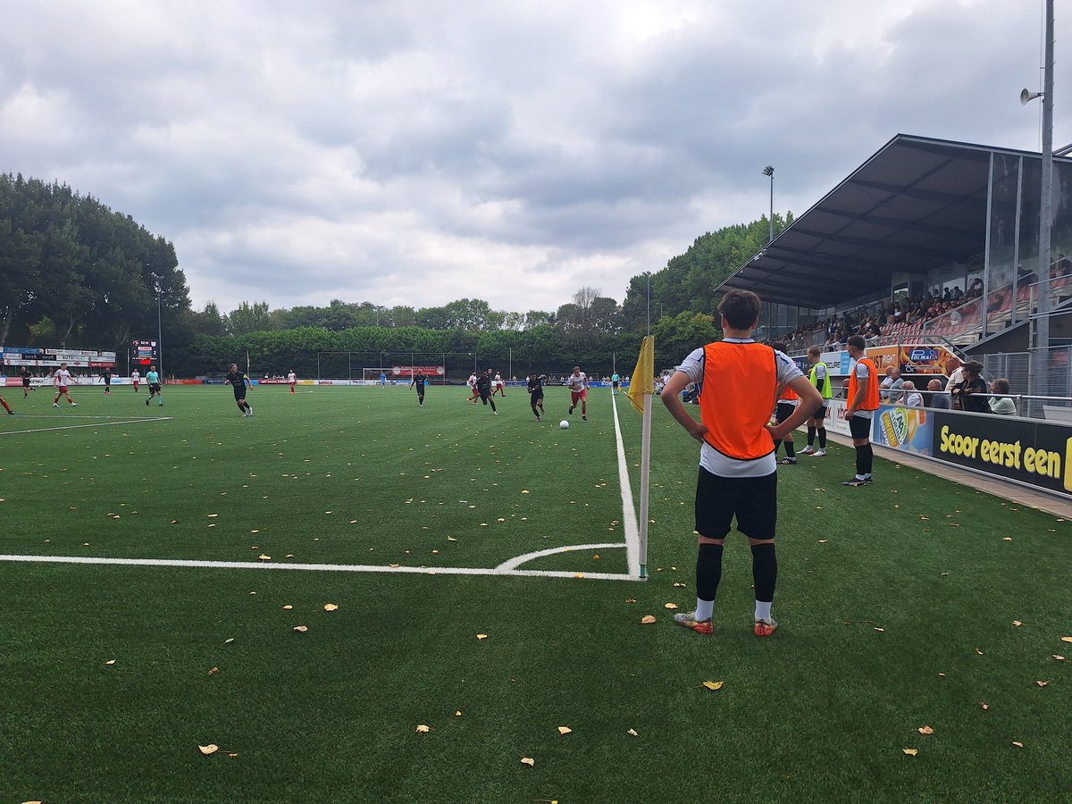 Sportpark de Bongerd
BVV Barendrecht- GVVV 1-2
Ontzettend vermakelijk duel in de 2e divisie.