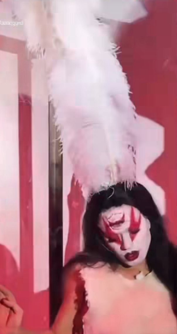 itxchaoticme's tweet image. WTF is happening in Lahore?????