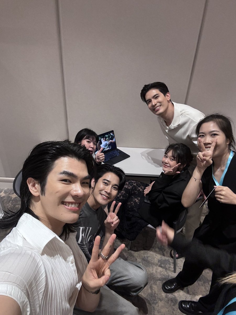 milephakphum's tweet photo. ,,, ลุ้นๆๆๆ #ShineEP3 ,,, https://t.co/f2cpwnuoVy