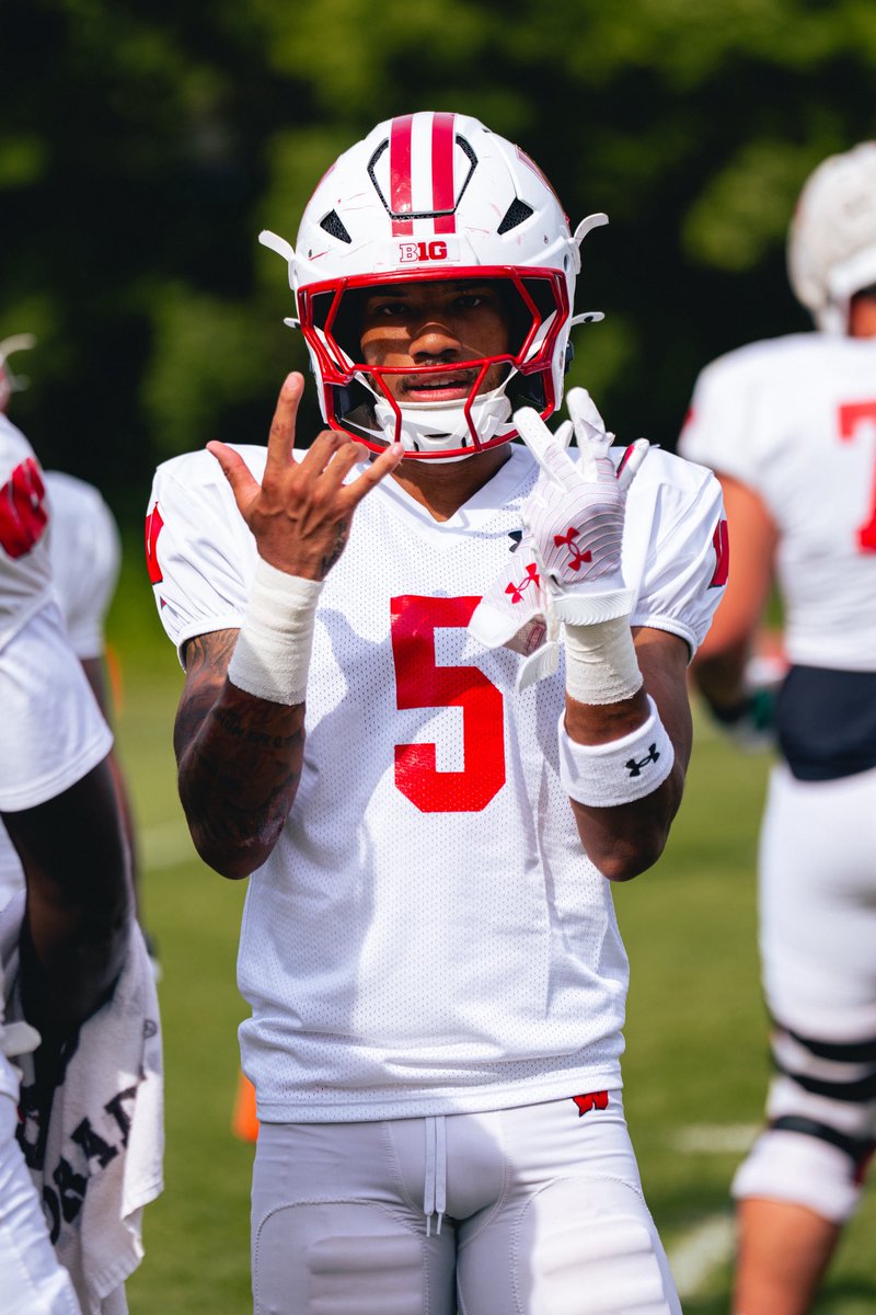 New numbers, who dis? 👀

1️⃣ <a href="/LatimerGeimere/">Geimere Latimer II</a> 
1️⃣ <a href="/chris_brooksjr2/">Chris Brooks Jr.</a> 
5️⃣ <a href="/TyrellHenry12/">ShowTYme Henry</a>