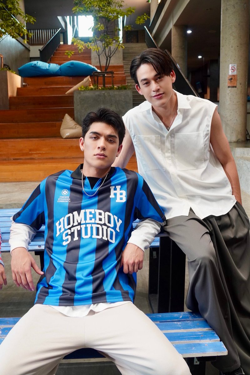 OLF_DreamOn's tweet photo. ไม่มีใครแย่งตั้วนะอาร์โนลด์ หน้าดุเกิ้นนน

#OnlyFriendsDreamOn #GMMTV 
@Josswayar @gawincaskey https://t.co/wBPQ5J33Ru
