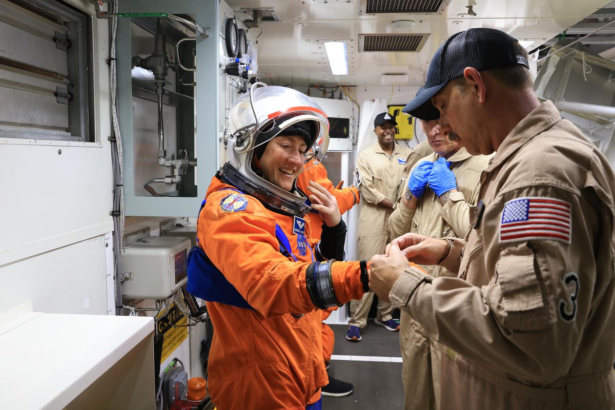 NASA_Marshall's tweet photo. From suit-up to liftoff, the Artemis II crew is getting mission-ready!

This week at @NASAKennedy, they trained for night launch ops and emergency pad evacuations.

Launch prep continues for early 2026 >>https://t.co/C2CBkhUFXG https://t.co/L82poWiSot