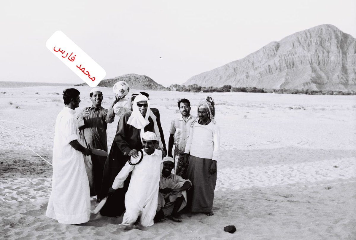 MAF_aalali's tweet photo. مع مجموعة من الأصدقاء في رحلة إلى شعم برأس الخيمة- الإمارات العربية المتحدة عام 1967 https://t.co/TiaW530Cml