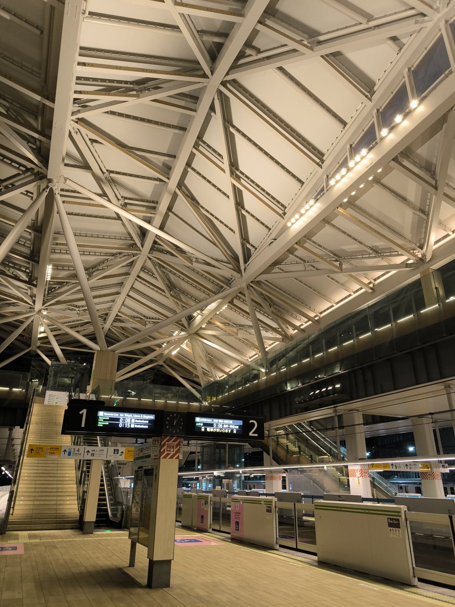 LvUIEXQLu852034's tweet image. 特に暇つぶしの良い案が思いつかなかったので、初めて高輪ゲートウェイ駅に降りてみました