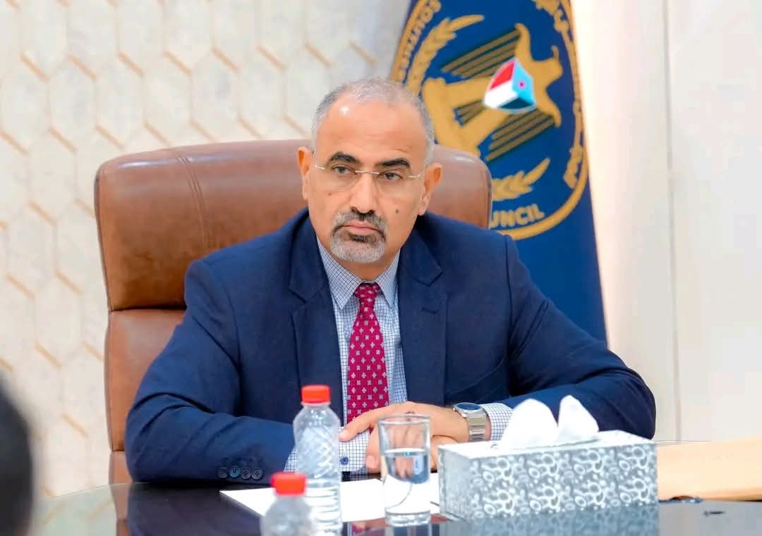 #عاجل 
تنفيذاً لتوجيهات الرئيس عيدروس الزُبيدي.. تخفيض اسعار الغاز في محافظات الجنوب ، في إطار حرصه المستمر على تخفيف الأعباء المعيشية عن كاهل المواطنين. 

وجاءت الأسعار الجديدة بحسب بعد وقرب المنطقة وأجور النقل على النحو الآتي:
العاصمة عدن: بين 6525 – 6536 ريالاً
محافظة أبين: