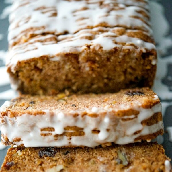 CarriesExpKtchn's tweet image. Apple Raisin Walnut Loaf Bread is loaded with shredded ripened apples, plump juicy raisins and walnuts.

Recipe: carriesexperimentalkitchen.com/apple-raisin-w…
#appledessert #loafbread #dessert