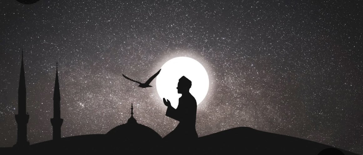 وحاشا ظنوني أن تُردّ بخيبةٍ 
وفي بابك المأمول حَطّت رواحلي🤍