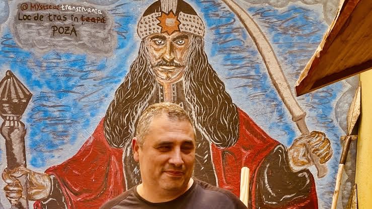 Rcoolmovies's tweet image. Winning the Second Prize 

Independent Jury Awards
(International Competition) 

#Dracula (film) directed by #RaduJude 

#FilmAwards 
#JuryPrize 
#Locarno78 @FilmFestLocarno