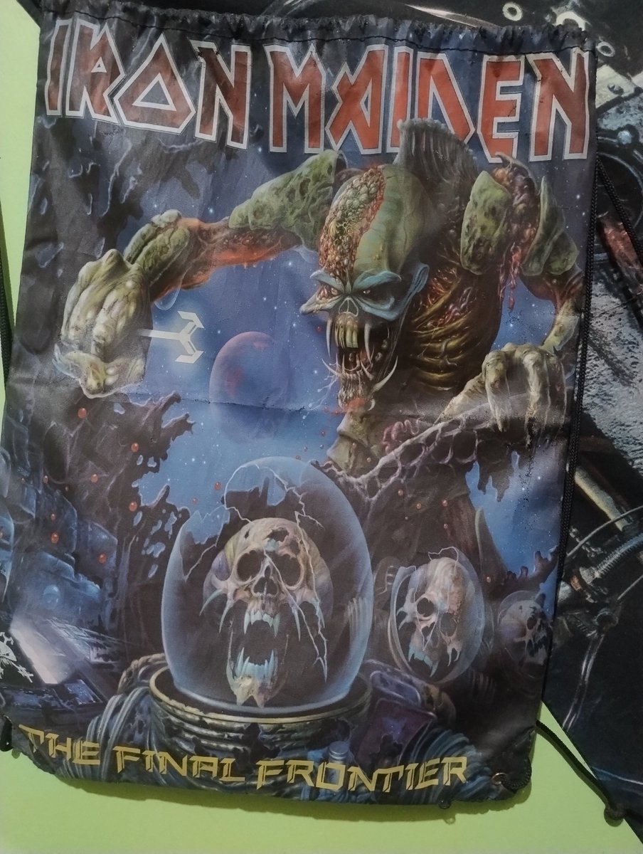 NOW PLAYING and happy anniversary TFF🤘
#Anniversary <a href="/IronMaiden/">Iron Maiden</a>