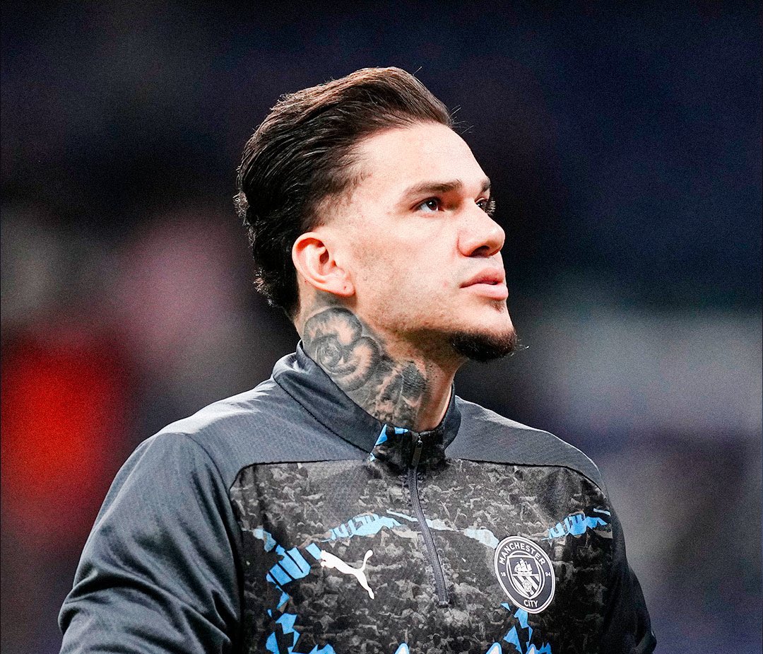 🚨🟡🔴 Éderson doesn’t play today as Man City are in advanced talks with Galatasaray.

Éderson wants the move and Gala sent €10m official bid to Manchester City… asking for higher fee.

Negotiations are progressing. 🔜🇧🇷