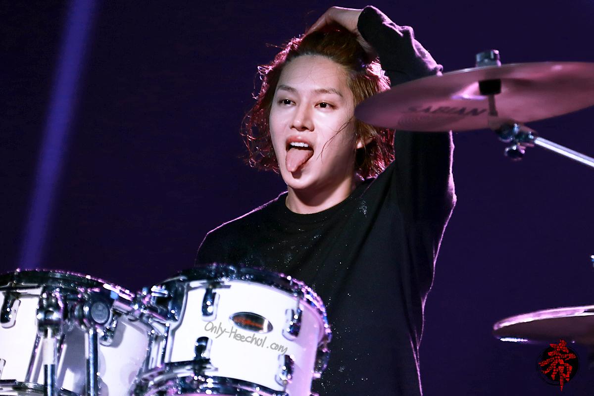 taesunamo's tweet photo. ss6 shanghai heechul is the hottest drummer to ever exist https://t.co/DaO2AQsL0v