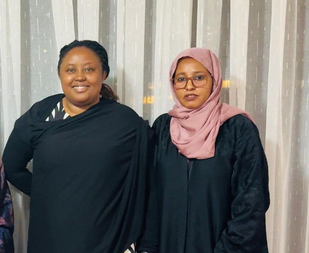 HRC Chairperson met w/ <a href="/CPJAfrica/">CPJ Africa</a>’s Muthoki Mumo in Nairobi to discuss media freedom in #Somaliland. Key focus areas: protecting journalists, advocacy with <a href="/CPJAfrica/">CPJ Africa</a> &amp; upholding free expression. HRC expressed continued support for media advocacy. #PressFreedom