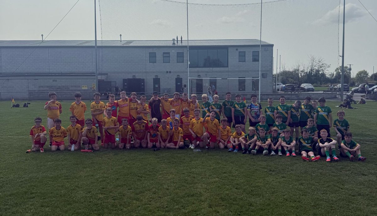 St. Laurence's U11 lads hosted Thomas Davis from South Dublin

Great football on display from all players and a huge thanks to Thomas Davis for travelling down on a mighty day for football💪🏻