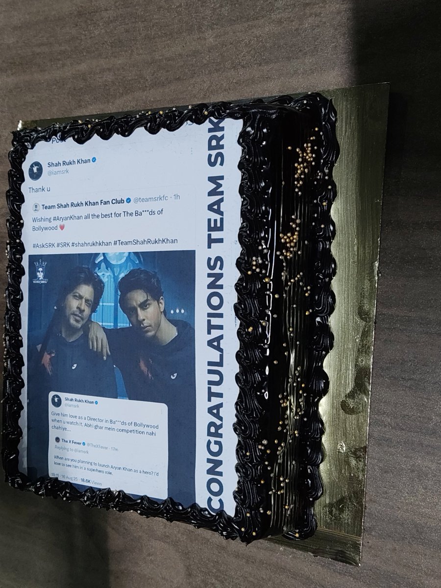 The love knows no boundaries 🥹🥺

Team SRK Pune celebrating the reply of <a href="/iamsrk/">Shah Rukh Khan</a> with a chocolate photo cake 🎂 

Can't wait for #TheBadsOfBollywood first look tomorrow 11am.

All the best #AryanKhan 👍🏻 

#ShahRukhKhan #AskSRK #TeamShahRukhKhan