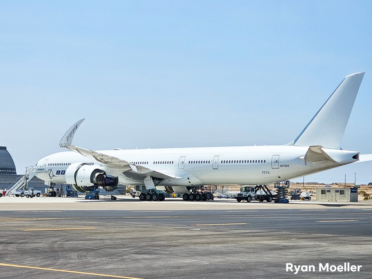 Gye7GtRXoAAdme8.jpg?format=jpg