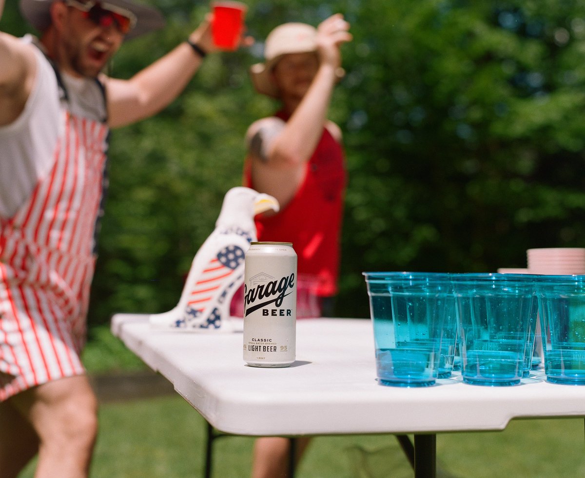 clapped36's tweet image. Just a little @drinkgaragebeer on medium format film. 📸: Pentax6x7, 105mm, @Kodak Portra