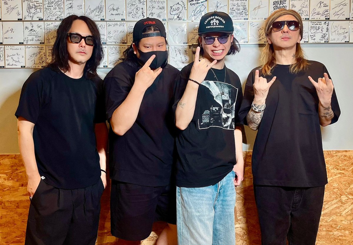 黒夢 Zepp TOUR CORKSCREW 2025 大阪公演に行かせていただきました