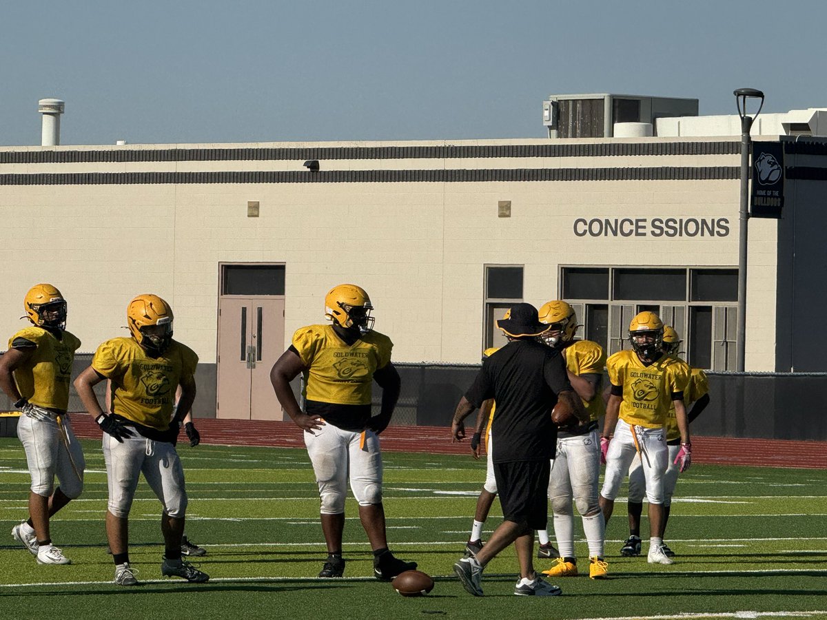 Barry Goldwater <a href="/Goldwater_Ath/">Barry Goldwater Athletics DVUSD</a>  <a href="/BGHS_DVUSD/">Barry Goldwater High</a> <a href="/DVUSD/">Deer Valley Unified School District</a> having a little Black and Gold scrimmage.  Big numbers!
