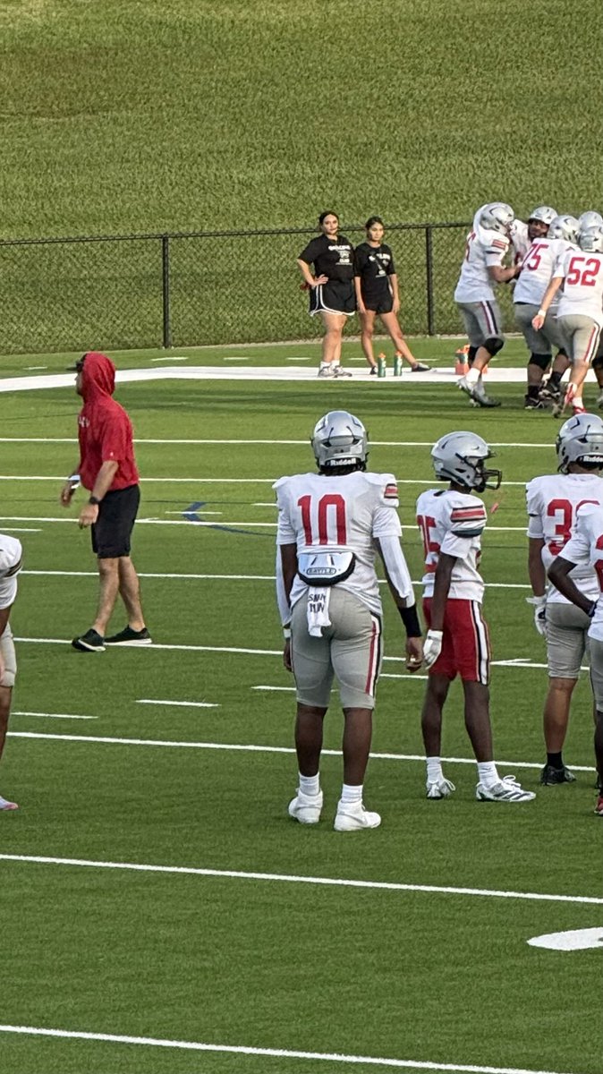 Xaviermuhamma24's tweet photo. Scrimmage #1 ✔️ Lessons learned, chemistry building. Brick by brick, play by play—we’re locked in and ready. Season loading… ⏳ #10

@sohofootball @MikeRoach247 @rivalshs @on3 @247recruiting @247Sports @statnitee @CoachDougSmith_ @TFloss32 @TheUCReport @TomLoy247 @JonPoorman @joeagleason @vypehouston @GradyMajors @LoneStarPrepsTX @Day1toD1 @djones8301