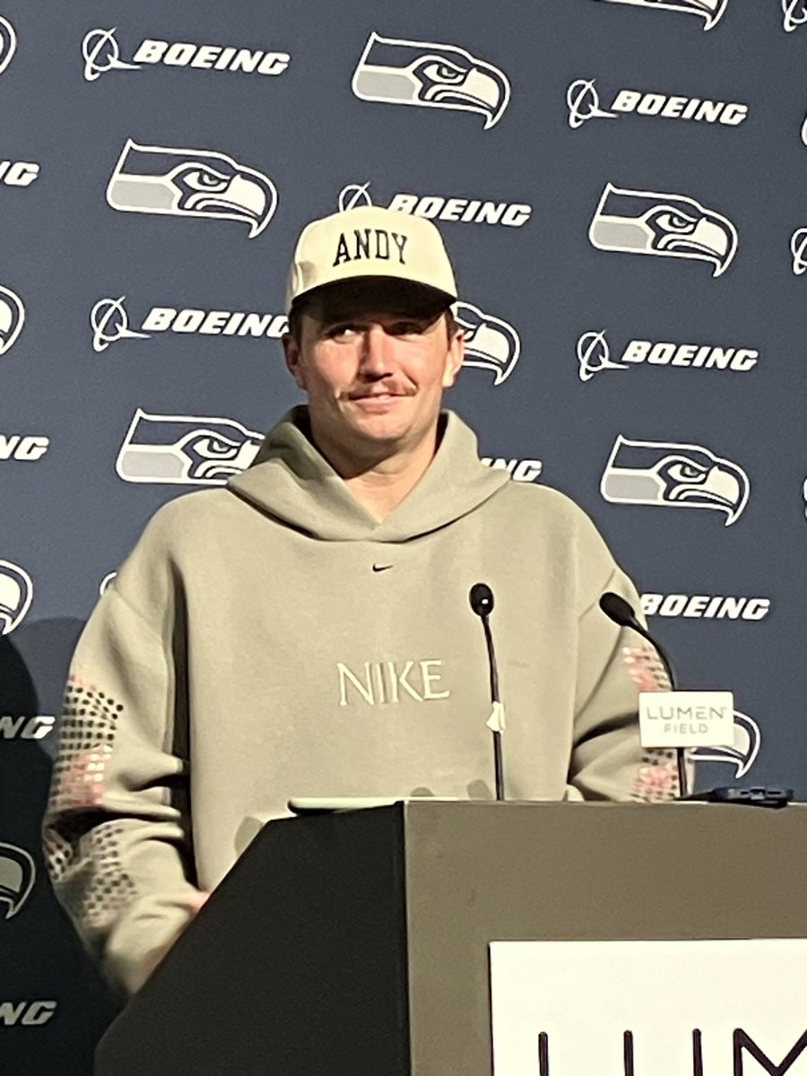 Really moving to see KC and Mizzou’s own Drew Lock show up for his postgame news conference wearing this hat, in tribute to his father, and catching up with him afterward: