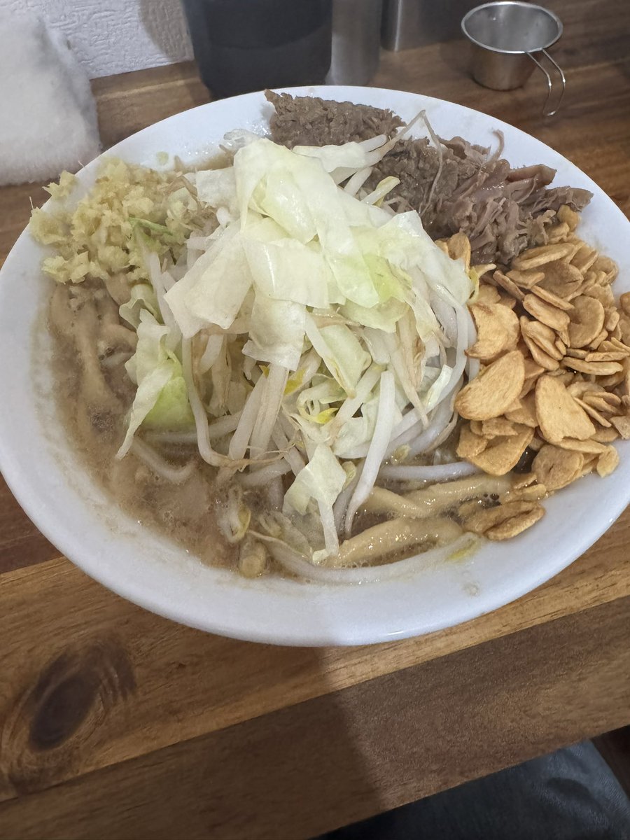 eko_ramen's tweet photo. 自家製麺まさき
ミニらーめん
本店営業再開待ってました〜🥹美味しかった🙂‍↕️新しくできた小上がりの席も居心地◎でした。
これからも密かに応援し続けます！ https://t.co/NPeHHAUTa1