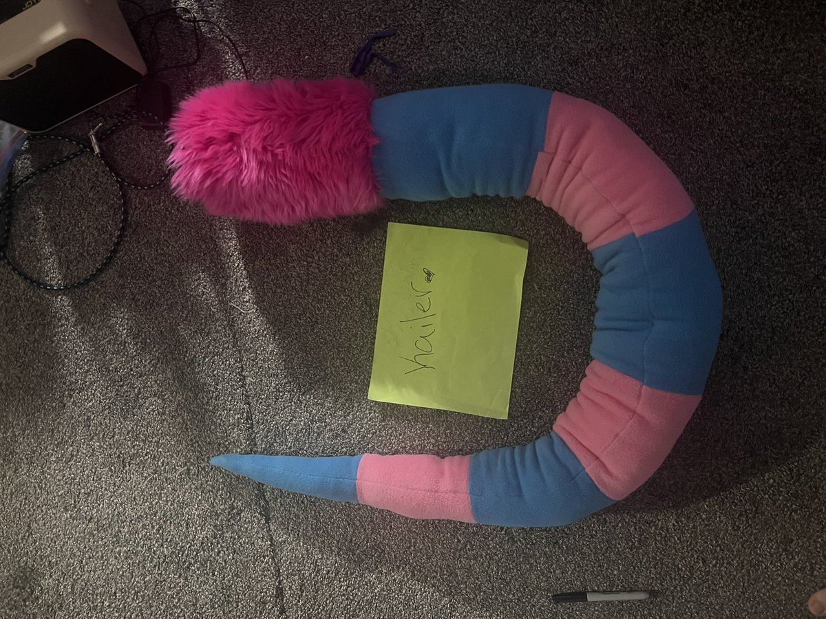 howlmuttstudio's tweet photo. Fursuit stuff for sale
I accept cash app, pay pal, Venmo, and card (square invoice) 

Free shipping 

Ears and tail: $75
Curly tail: $100
Rat tail: $200
Legs and feet: $400 (Size xxl) https://t.co/x3GI2sAimE